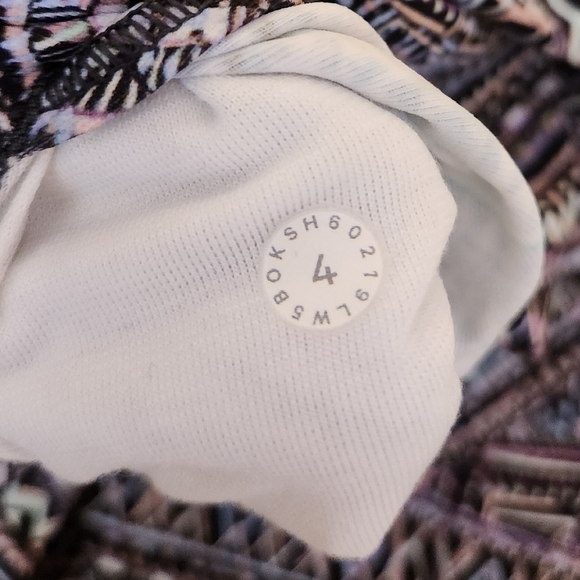 LULULEMON Wunder Under High Rise Tight Engineered Full On Luxtreme, size… - Picture 6 of 11